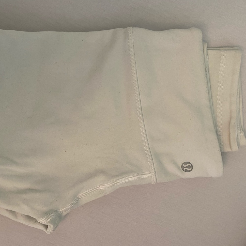 Lululemon white wunder under crops reversible 8